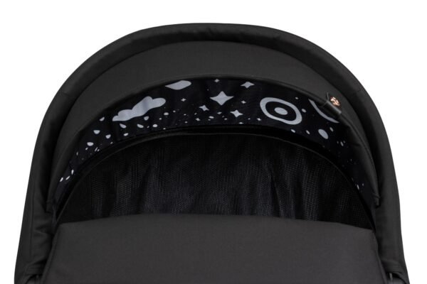 Tutis Mio3+ Thermo Black Edition universalus vežimėlis 4in1 (292) + Tutis Elo Lux i-Size autokėdutė ir Isofix bazė