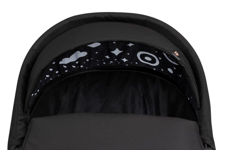 Tutis Mio3+ Thermo Black Edition ratiņi 4in1 Obsidian (060) + Tutis Elo Lux i-Size autokrēsliņš un ISOFIX bāze