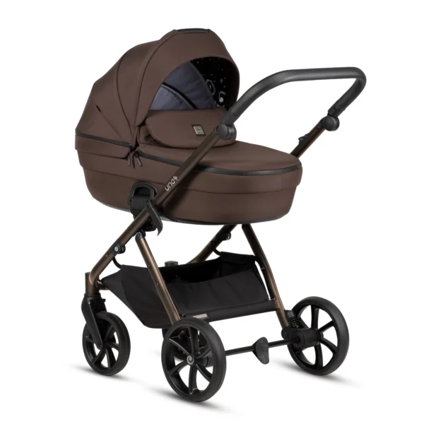 Tutis Uno6 kūdikių vežimėlis su rudu lopšiu ir juodais ratais