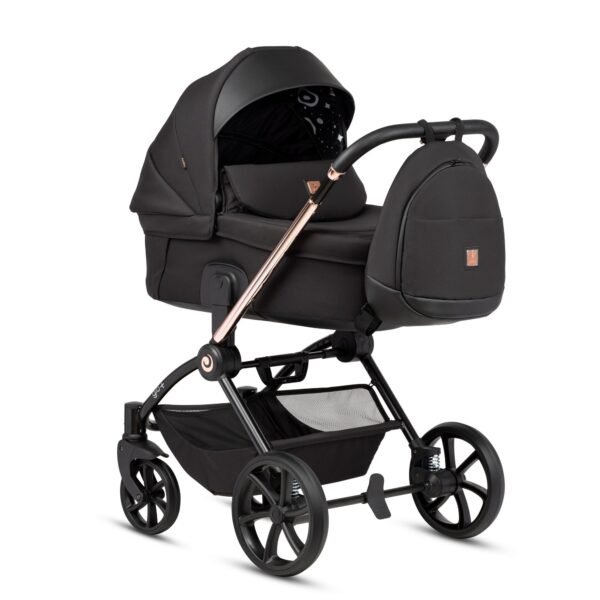 Juodas Tutis Gio+ kūdikių vežimėlis su lopšiu, stogeliu ir dideliais ratais