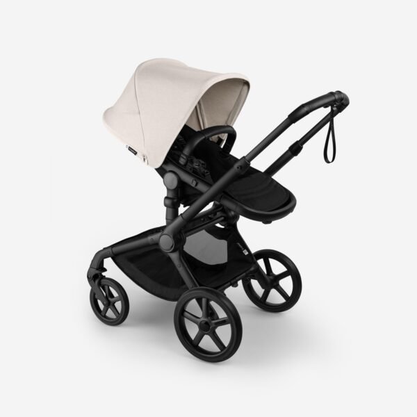 Bugaboo Fox 5 Renew kūdikių vežimėlis su juodu rėmu ir šviesiu lopšiu bei sėdima dalimi