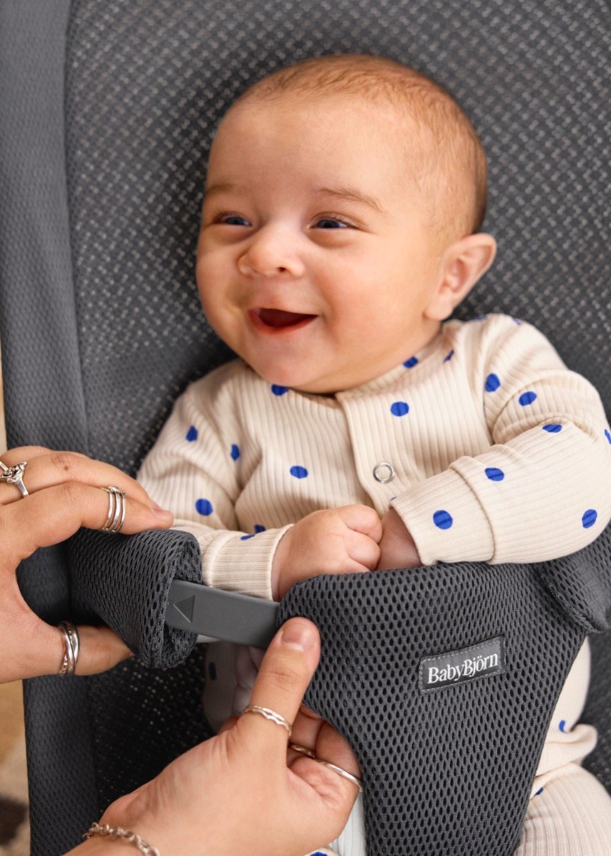 BabyBjörn Begin šūpuļkrēsls – Dark Grey Mesh – foto 6