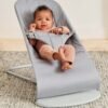 BabyBjörn Bliss šūpuļkrēsls – Light Grey Woven Petal Quilt – foto 4