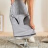 BabyBjörn Bliss šūpuļkrēsls – Light Grey Woven Petal Quilt – foto 3