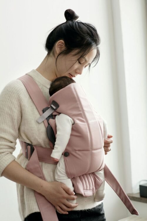 BabyBjörn Mini Woven ķengursoma Dusty Pink