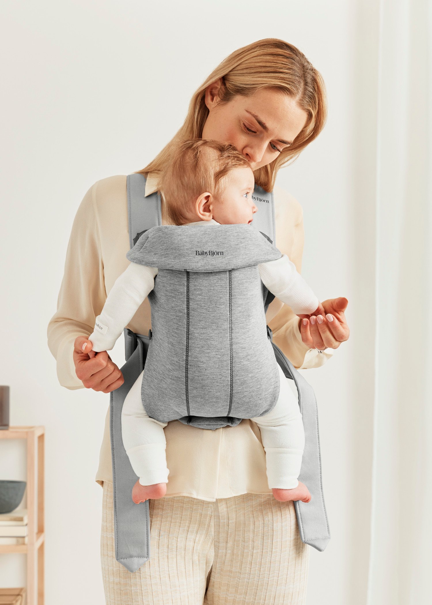 BabyBjörn Mini 3D Jersey ķengursoma Light Grey