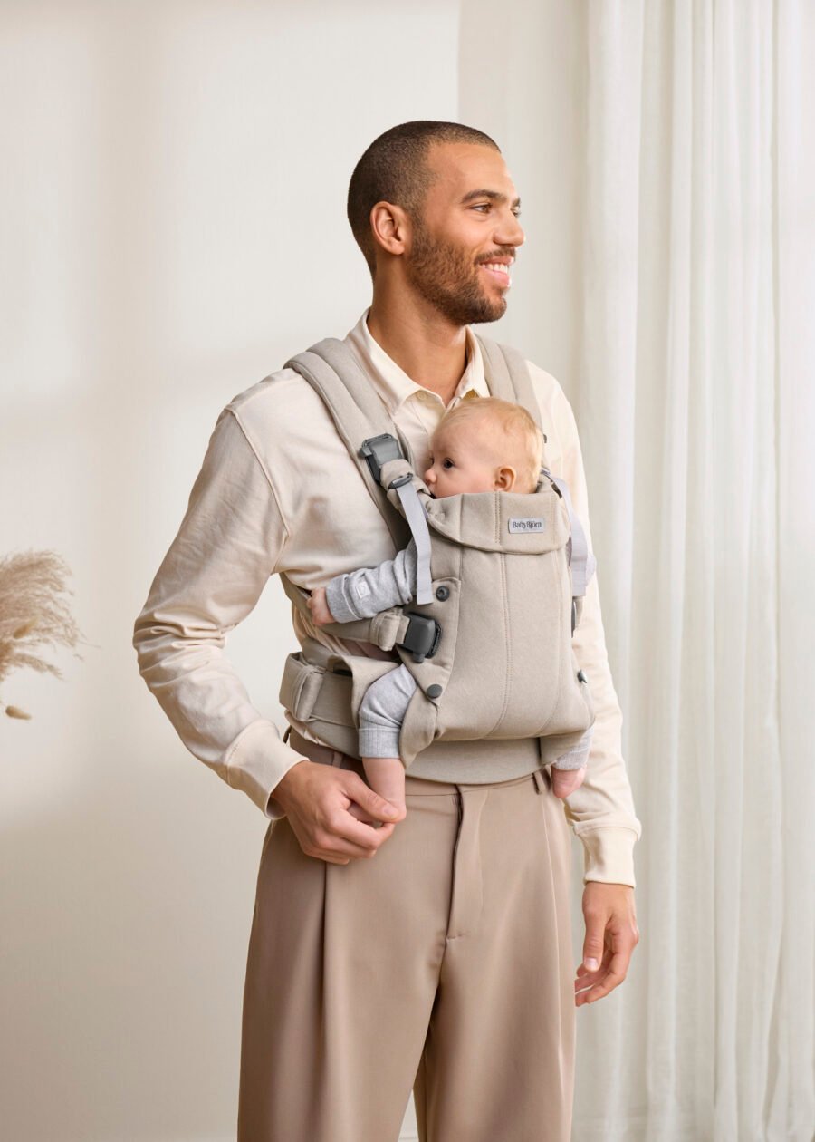 BabyBjörn Harmony Woven Melange ķengursoma Light Beige