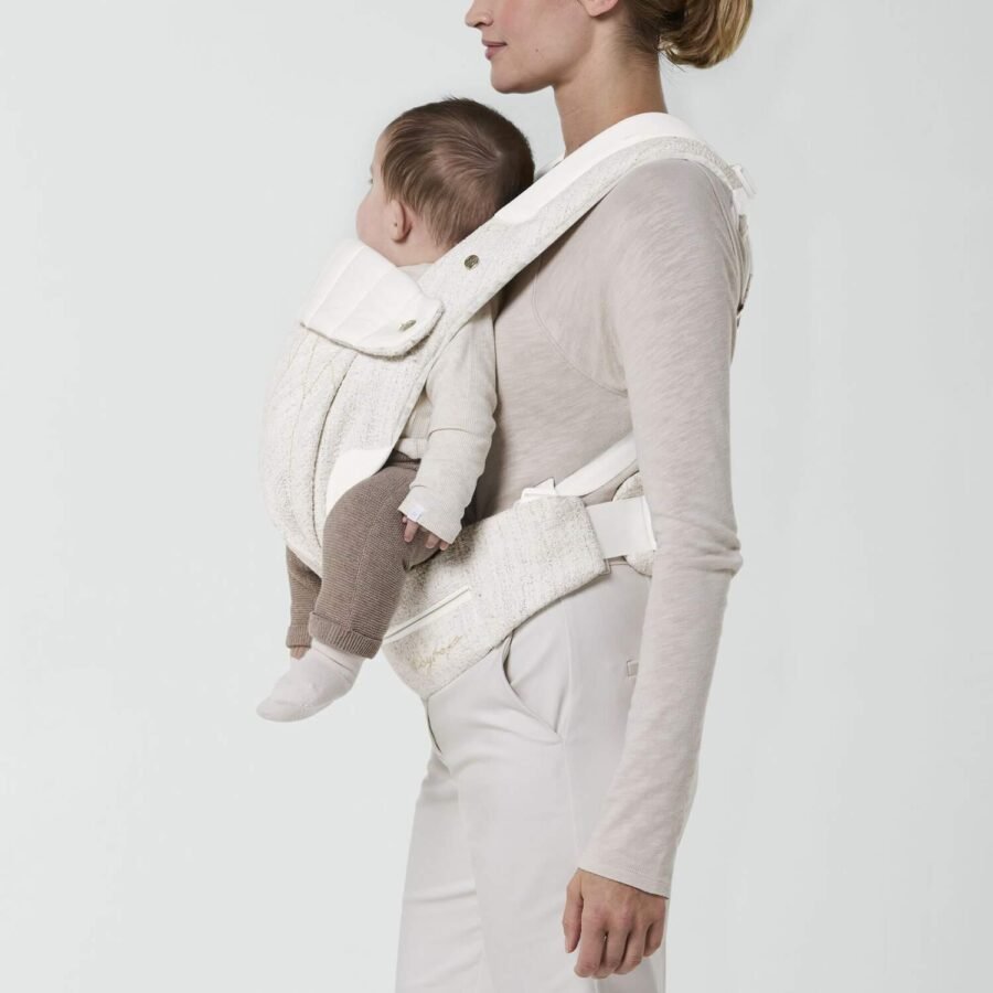 Cybex Coya ķengursoma Boucle Cream White 3