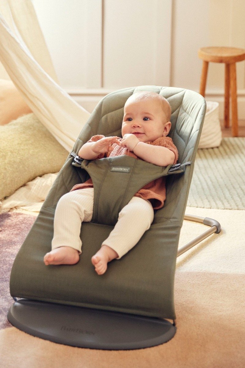 BabyBjörn Bliss šūpuļkrēsls – Dark Green Woven Petal Quilt – foto 2