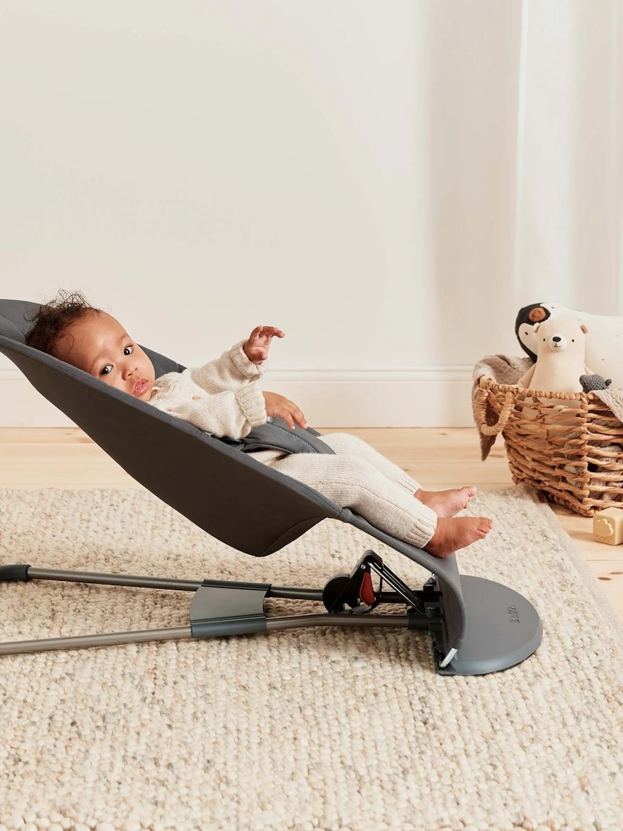 BabyBjörn Bliss šūpuļkrēsls – Anthracite Woven Petal – foto 3