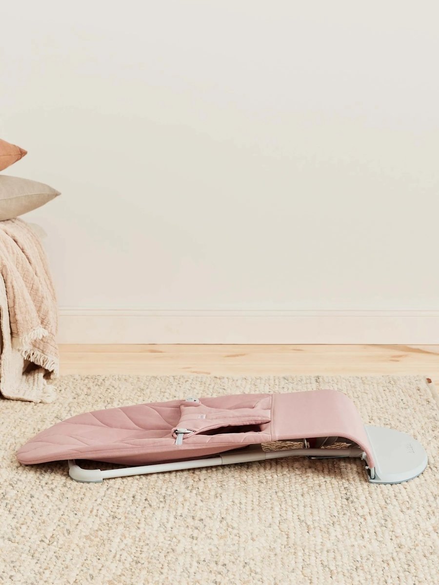 BabyBjörn Bliss šūpuļkrēsls – Dusty Pink Woven Petal – foto 5