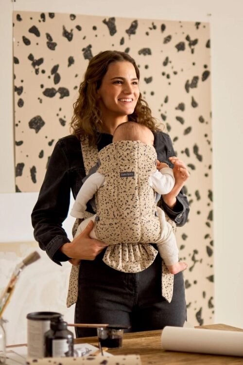 BabyBjörn Mini Woven ķengursoma Beige-Dark Grey