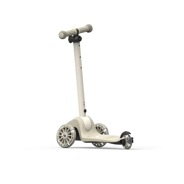 Pelēks Scoot and Ride Highwaykick 3S skrejritenis ar trīs riteņiem un regulējamu stūri