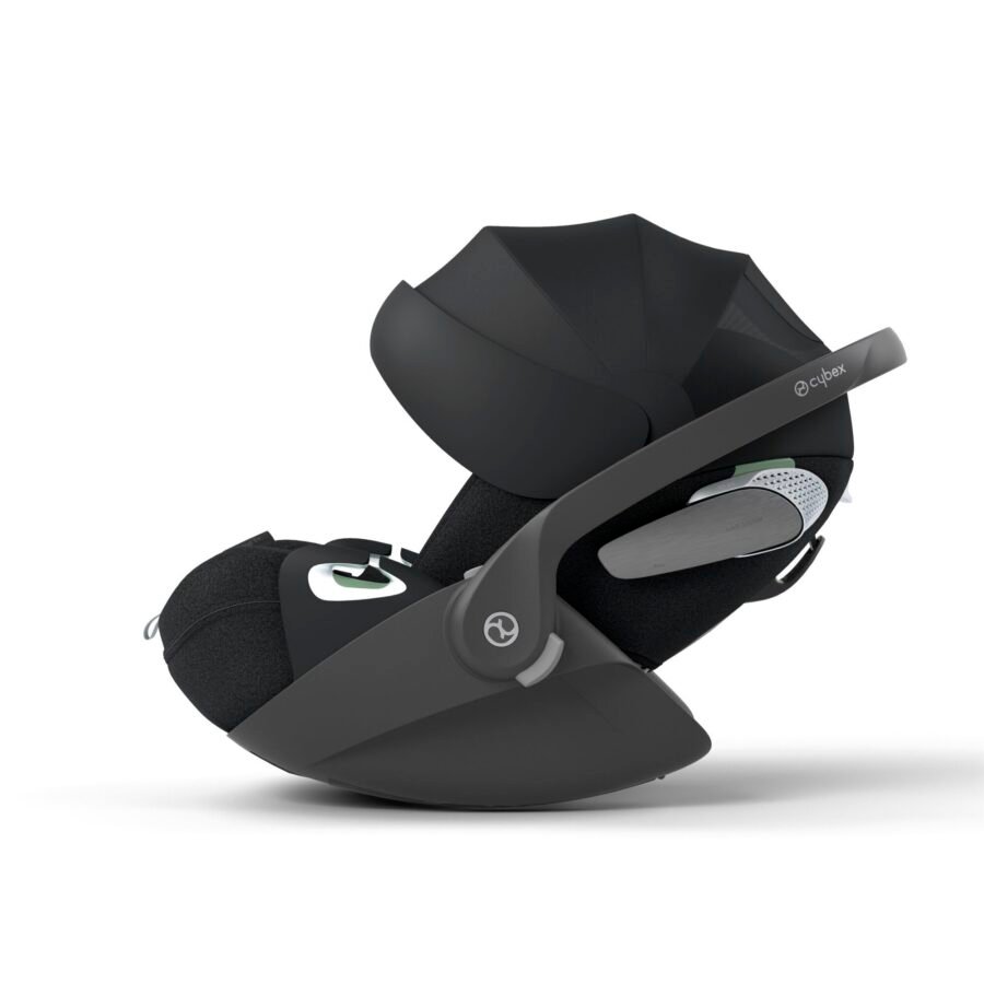 Cybex Cloud T i-Size bērnu autokrēsliņš, melns, ar saulessargu un rāmi slīpā pozīcijā