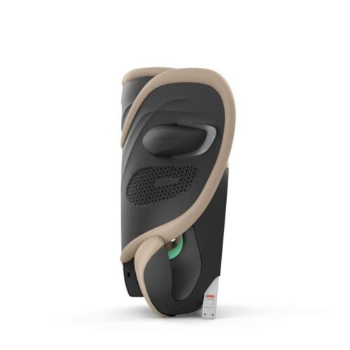 Cybex Solution G2 autokrēsliņš melnā un bēšā krāsā ar regulējamu galvas balstu un ventilācijas atveri