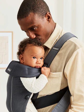 BabyBjörn Mini 3D Airy Mesh ķengursoma Anthracite 6