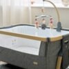 Tutti Bambini CoZee 2in1 karuselīte gultiņai – Oak-Charcoal – foto 2