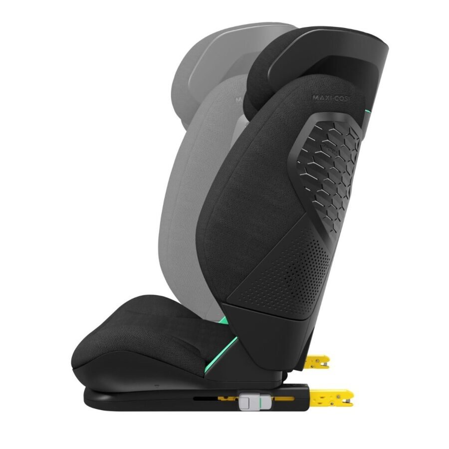 Melns Maxi-Cosi bērnu autokrēsliņš ar pelēku ieliktni un Isofix stiprinājumiem