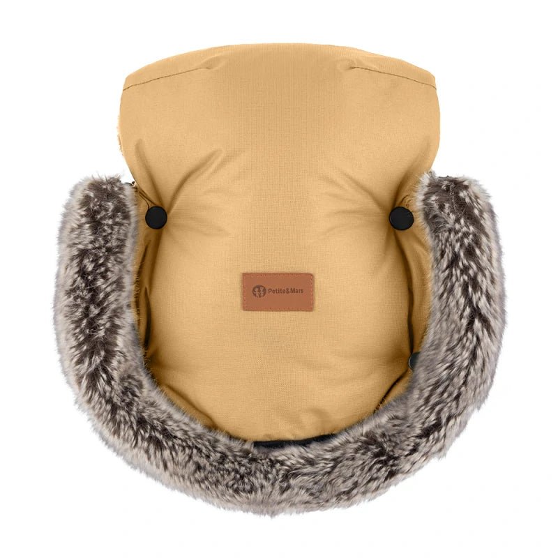 Petite&Mars Furry ziemas cimdi ratiem – Elegant Caramel
