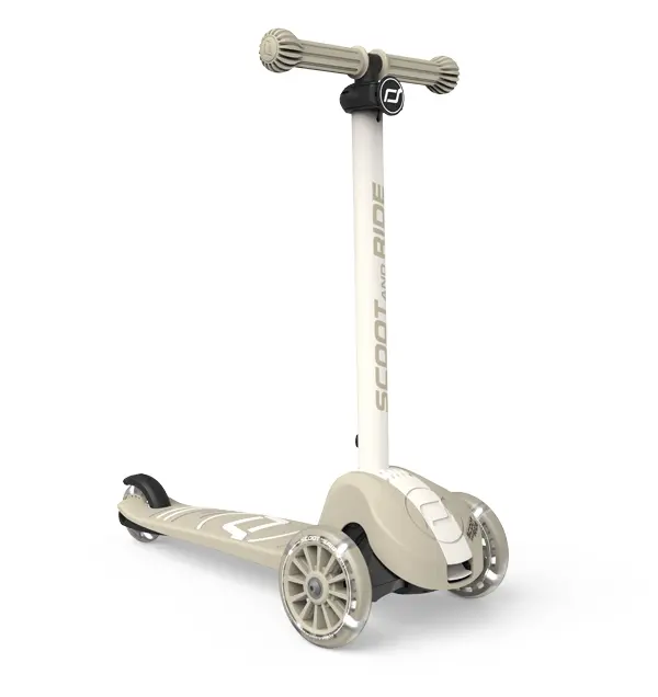 scoot_and_ride1.png Scoot and Ride Highwaykick 3S pelēks skrejritenis ar trīs riteņiem un regulējamu stūri