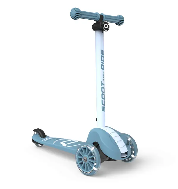 scoot_and_ride_highwaykick_3s.png Zils Scoot and Ride Highwaykick 3S skrejritenis ar trim riteņiem un augstu stūri