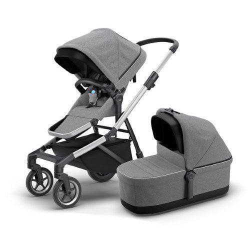 thule-sleek-barnvagn-med-liggdel-och-sittdel-duovagn-grey-melange-gra-lilla-violen-jonk_grande_8a0c24dc-183a-4e14-89b4-961c15f976c7.jpg Thule pelēki bērnu ratiņi ar kulbu un sēžamo daļu